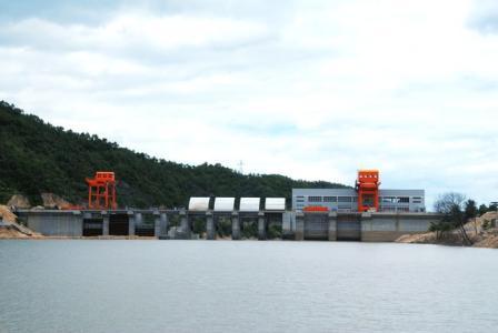 中電投江西三和躍洲水電站、峽山水電站項目發(fā)電機電阻柜運行良好